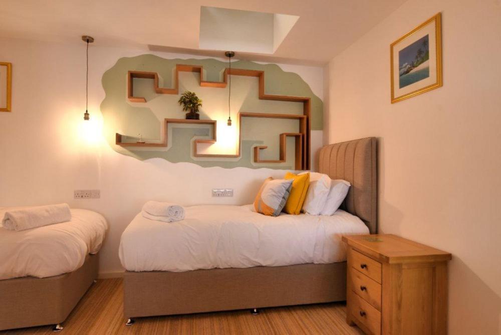 Largigi Offering Two Amazing Panoramic Sea Front Apartments Лайм Риджис Екстериор снимка